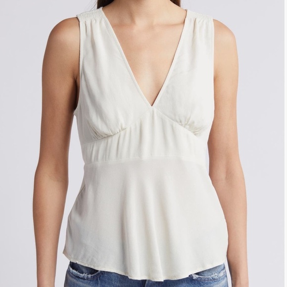Treasure & Bond Tops - Treasure & Bond Peplum Top Size S